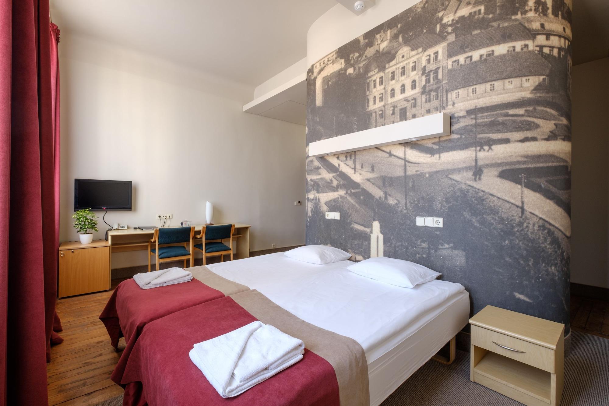 Hotel Metropolis Kaunas Ngoại thất bức ảnh