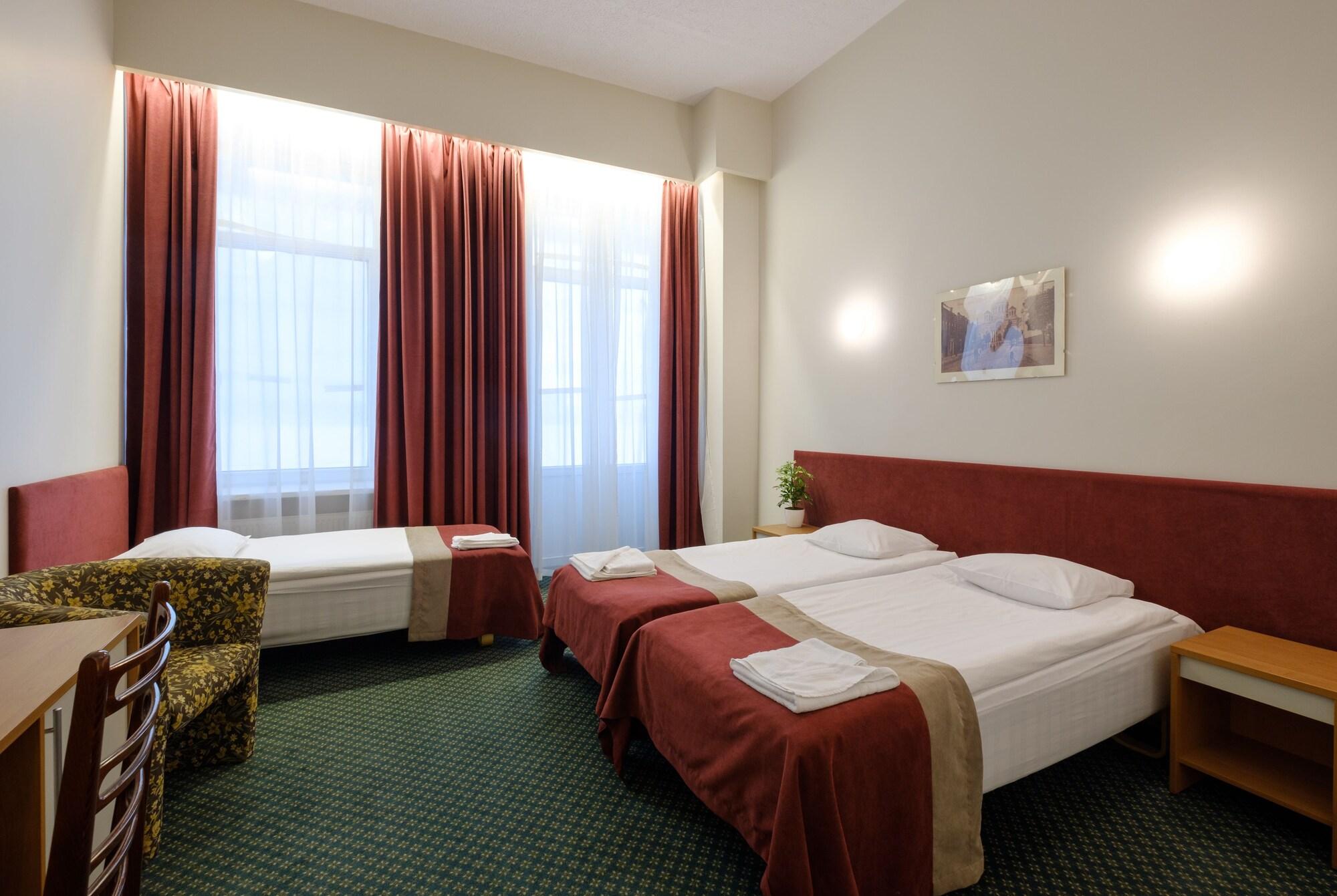 Hotel Metropolis Kaunas Ngoại thất bức ảnh